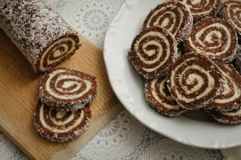 طرز تهیه رولت خرما