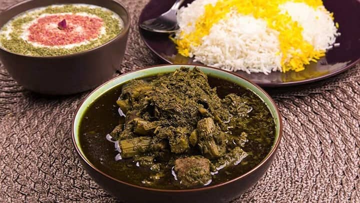 طرز تهیه خورشت کرفس