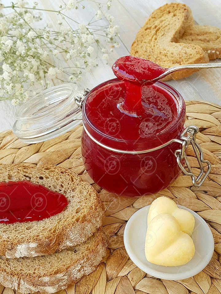 طرز تهیه مارمالاد آلو سیاه خانگی