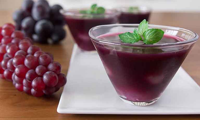 طرز تهیه پودینگ انگور با آب انگور