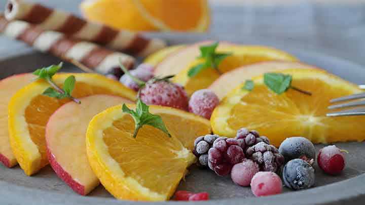انواع میوه؛ بهترین میان وعده برای دانش آموزان در مدرسه