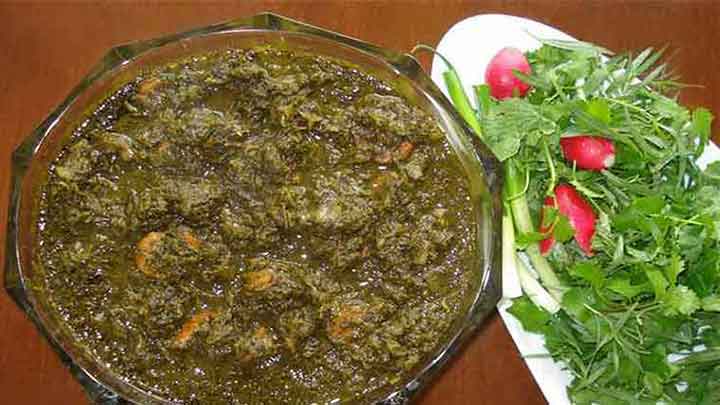 مراحل تهیه اسفناج مرجی