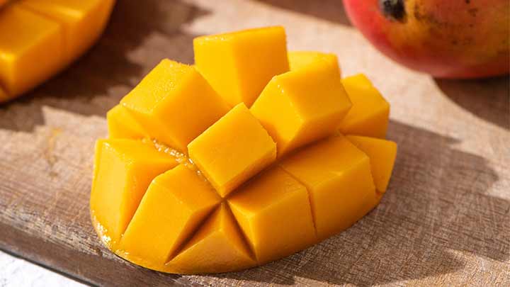 هسته انبه را چگونه بخوریم؟