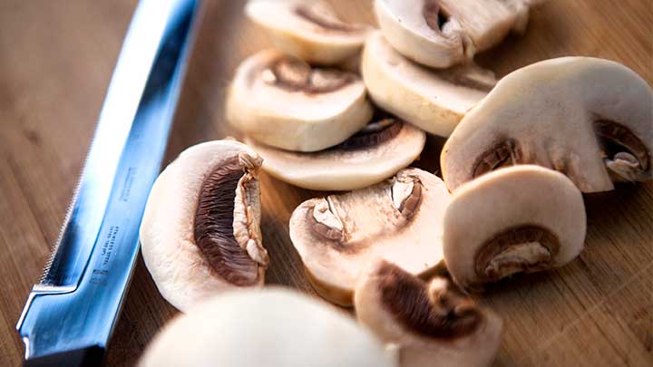 سیاه نشدن قارچ با بلچینگ کردن
