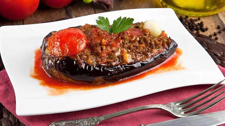 قارنی یاریخ از غذاهای خوشمزه تبریز