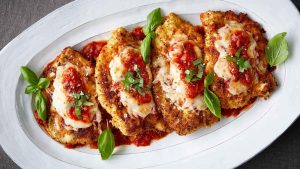طرز تهیه چیکن کیف تجربه یک غذای خوشمزه با مرغ
